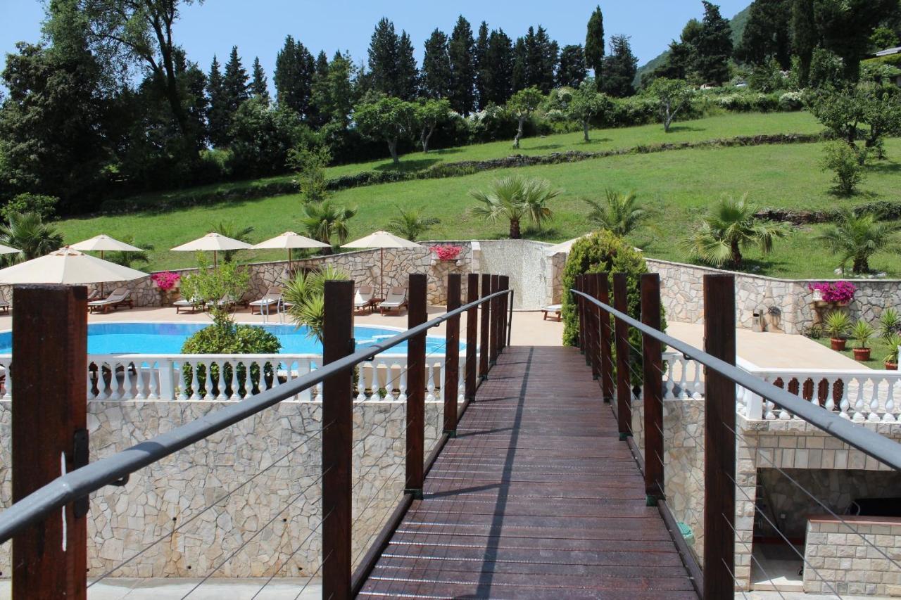 Monte Aria Panorama Suites Herceg Novi Esterno foto