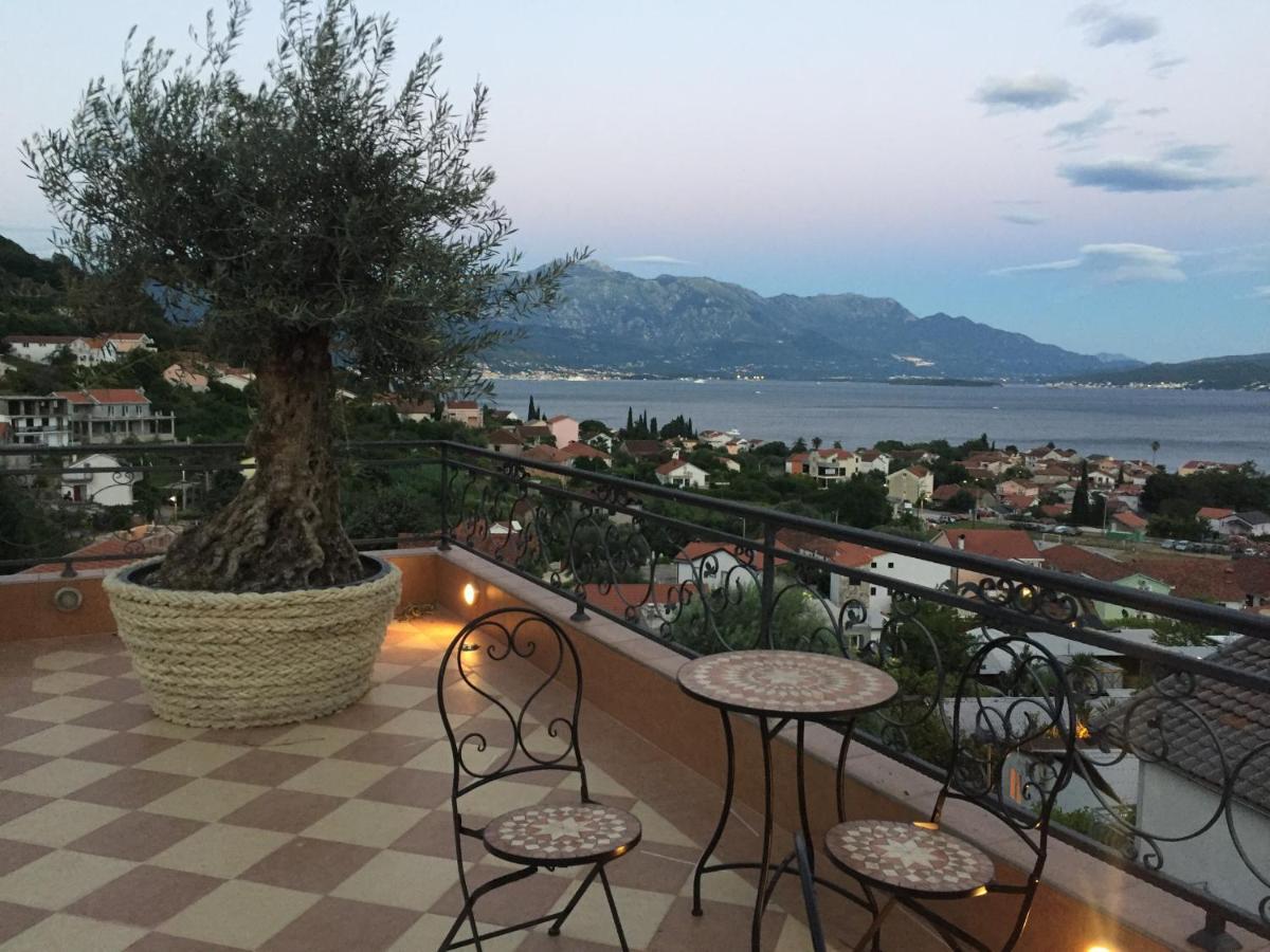 Monte Aria Panorama Suites Herceg Novi Esterno foto