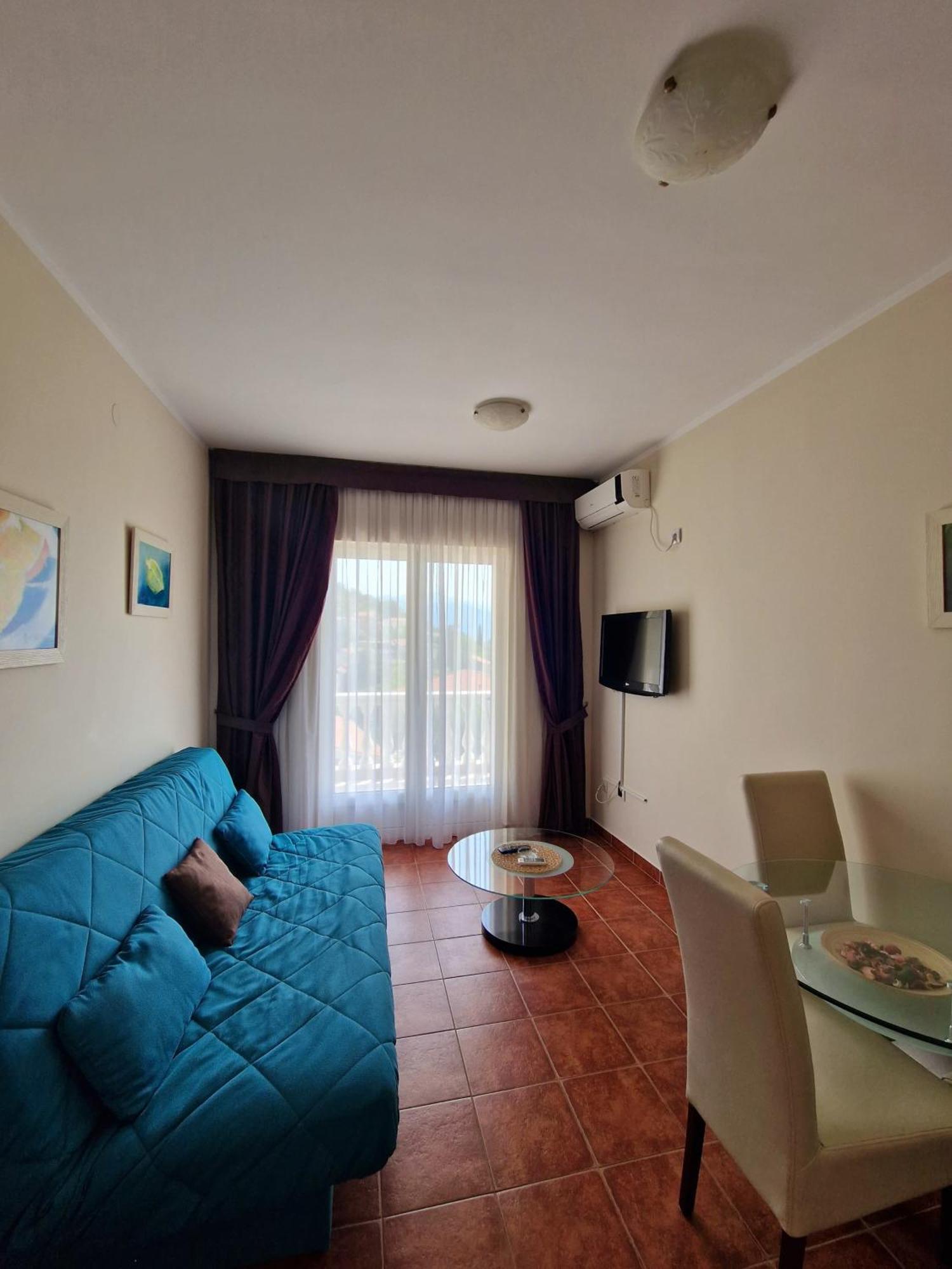 Monte Aria Panorama Suites Herceg Novi Camera foto