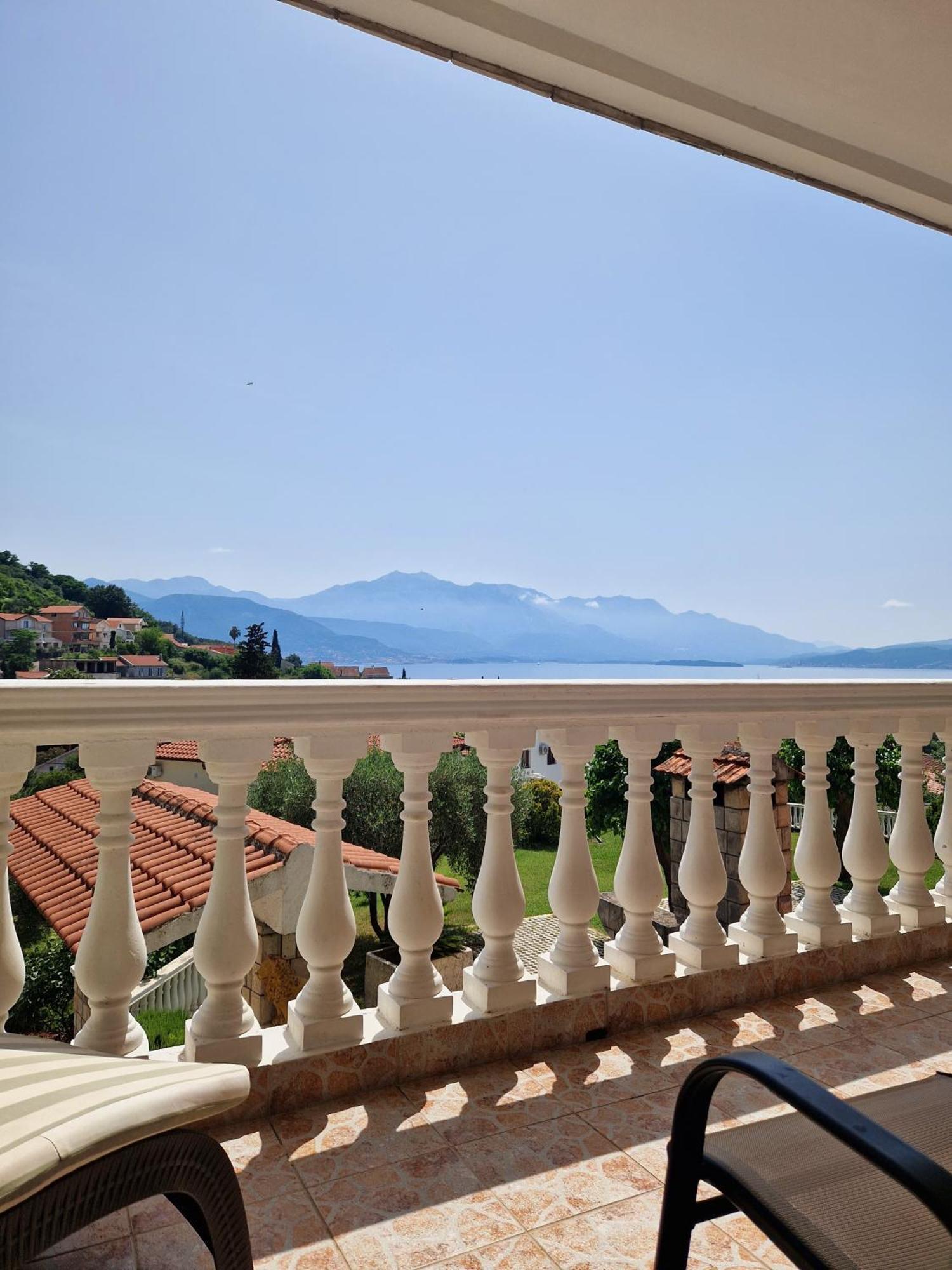 Monte Aria Panorama Suites Herceg Novi Camera foto