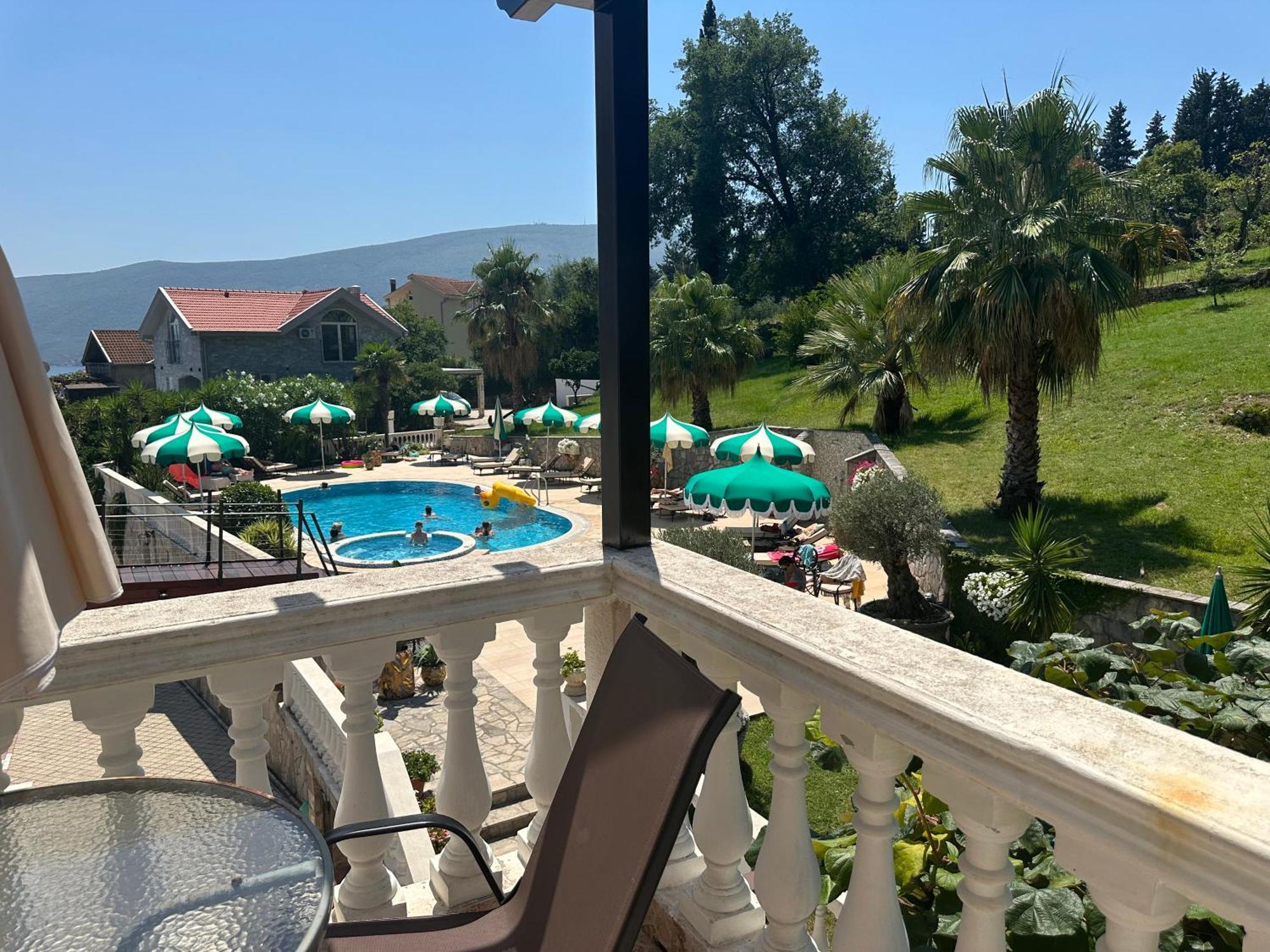 Monte Aria Panorama Suites Herceg Novi Esterno foto