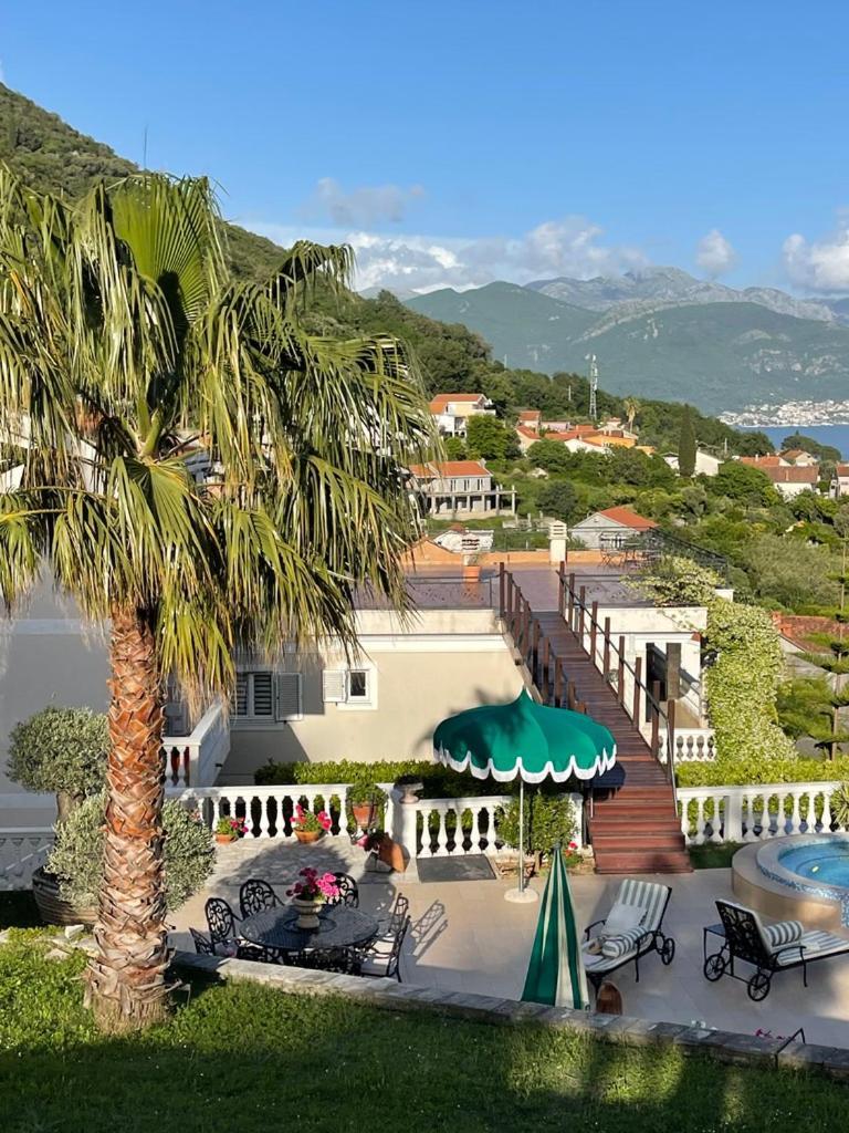 Monte Aria Panorama Suites Herceg Novi Esterno foto