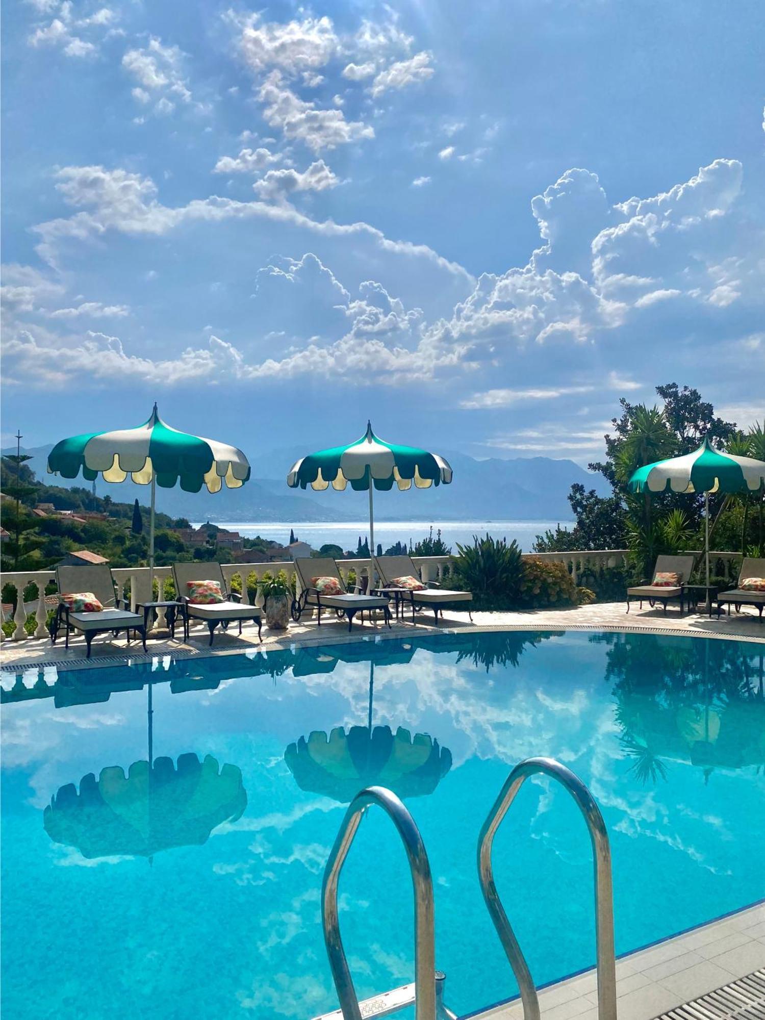 Monte Aria Panorama Suites Herceg Novi Esterno foto